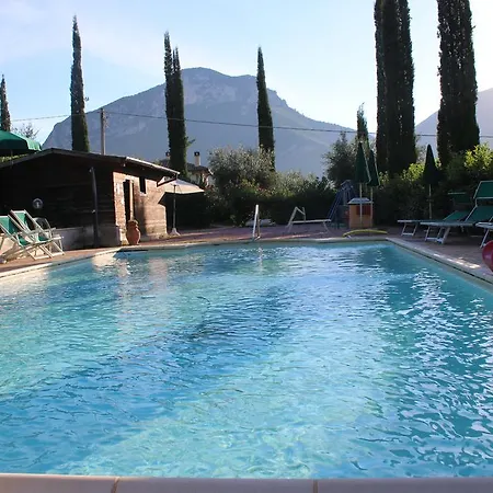 Alloggio per agriturismo Agriturismo Santa Croce *